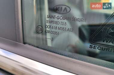 Позашляховик / Кросовер Kia Sportage 2013 в 