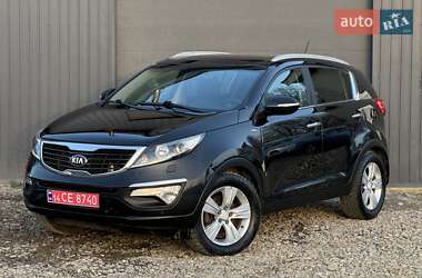 Внедорожник / Кроссовер Kia Sportage 2012 в 