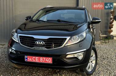 Внедорожник / Кроссовер Kia Sportage 2012 в 