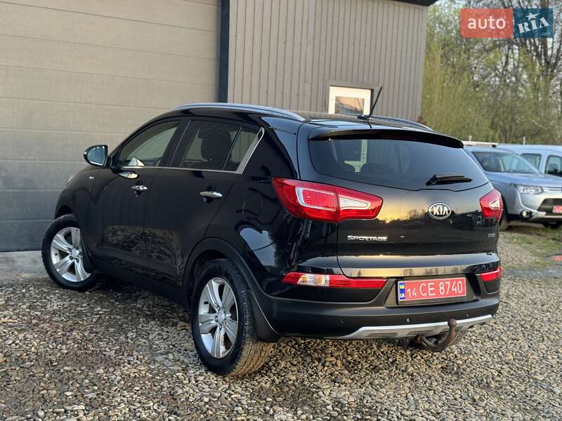 Позашляховик / Кросовер Kia Sportage 2012 в Трускавці