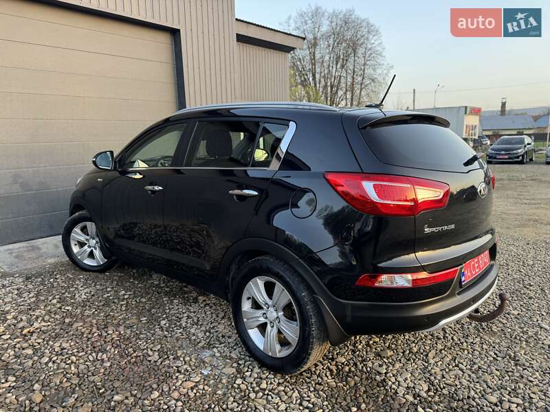 Позашляховик / Кросовер Kia Sportage 2012 в Трускавці