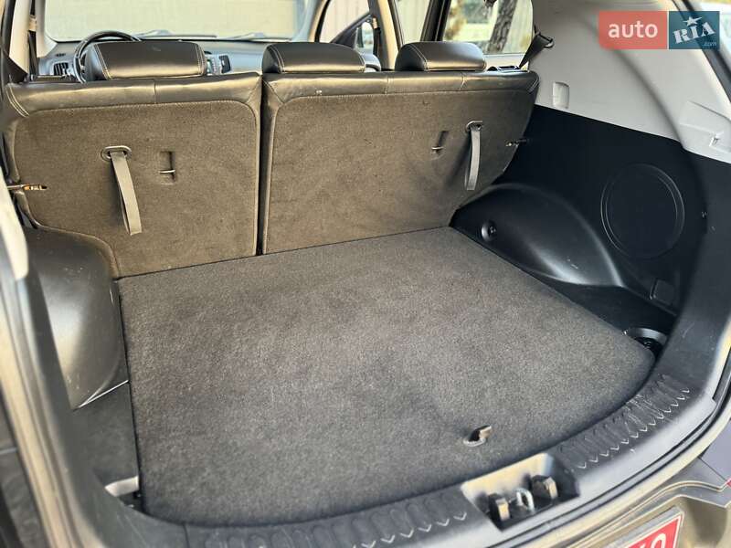 Позашляховик / Кросовер Kia Sportage 2012 в Трускавці