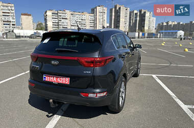 Внедорожник / Кроссовер Kia Sportage 2017 в 