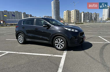Внедорожник / Кроссовер Kia Sportage 2017 в 