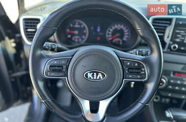 Внедорожник / Кроссовер Kia Sportage 2017 в 
