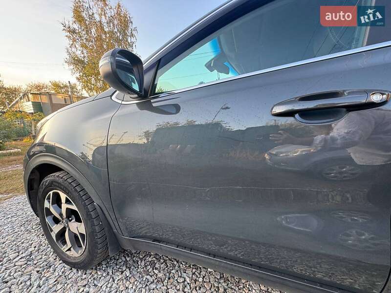 Внедорожник / Кроссовер Kia Sportage 2021 в Синельниково