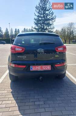 Внедорожник / Кроссовер Kia Sportage 2012 в 
