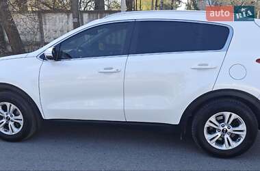 Позашляховик / Кросовер Kia Sportage 2017 в 