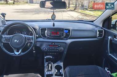 Позашляховик / Кросовер Kia Sportage 2017 в 