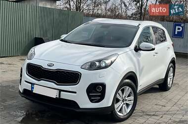 Внедорожник / Кроссовер Kia Sportage 2016 в 