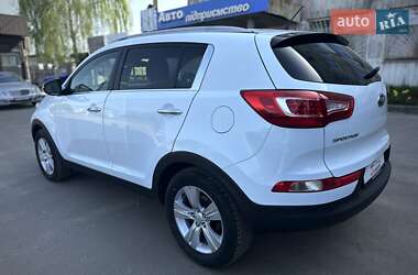 Позашляховик / Кросовер Kia Sportage 2011 в 