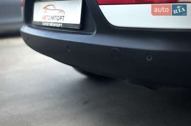 Позашляховик / Кросовер Kia Sportage 2011 в 