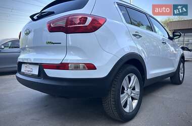 Позашляховик / Кросовер Kia Sportage 2011 в 