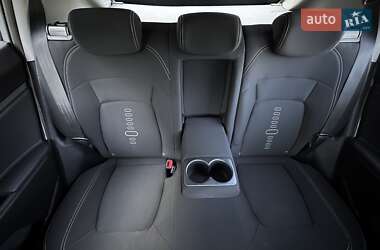 Позашляховик / Кросовер Kia Sportage 2011 в 