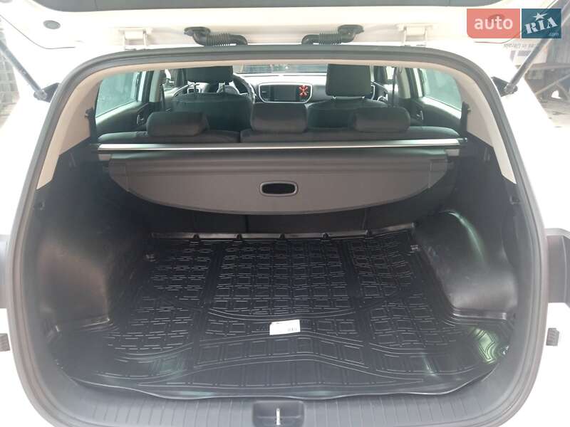 Позашляховик / Кросовер Kia Sportage 2018 в Яготині фото 18 Позашляховик / Кросовер Kia Sportage 2018 в Яготині