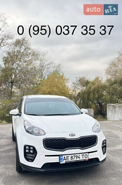 Внедорожник / Кроссовер Kia Sportage 2016 в 