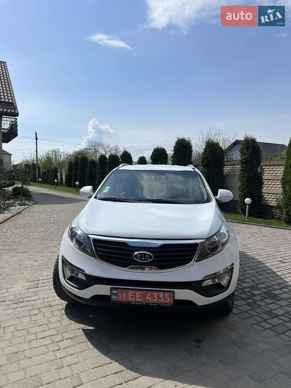 Внедорожник / Кроссовер Kia Sportage 2011 в Ровно