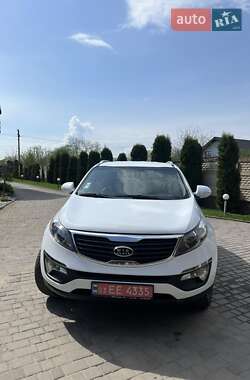 Позашляховик / Кросовер Kia Sportage 2011 в 