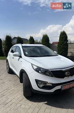 Позашляховик / Кросовер Kia Sportage 2011 в 