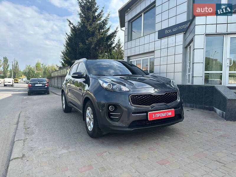 Внедорожник / Кроссовер Kia Sportage 2016 в 