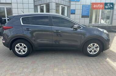 Внедорожник / Кроссовер Kia Sportage 2016 в 