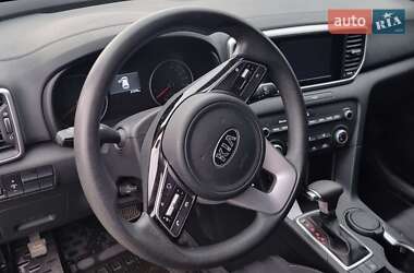 Позашляховик / Кросовер Kia Sportage 2019 в 