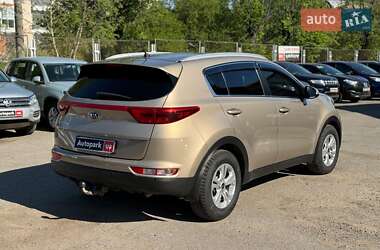 Внедорожник / Кроссовер Kia Sportage 2016 в 