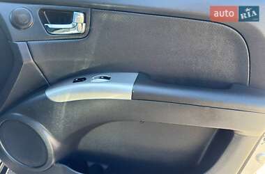 Позашляховик / Кросовер Kia Sportage 2007 в 