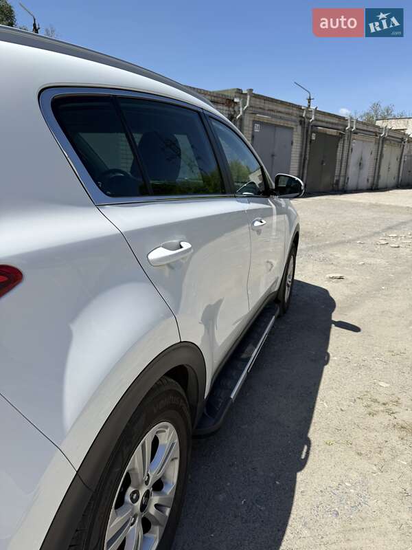 Внедорожник / Кроссовер Kia Sportage 2017 в Днепре
