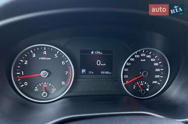 Внедорожник / Кроссовер Kia Sportage 2019 в 
