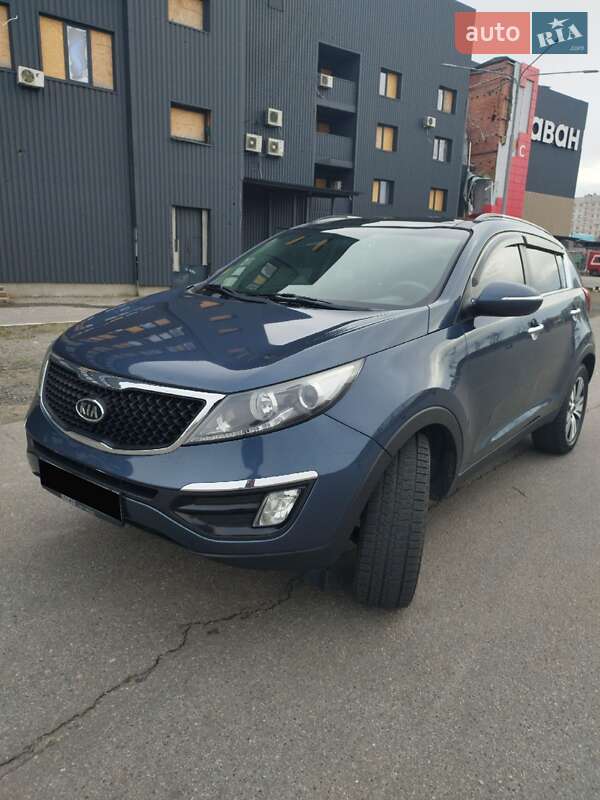 Внедорожник / Кроссовер Kia Sportage 2013 в Харькове
