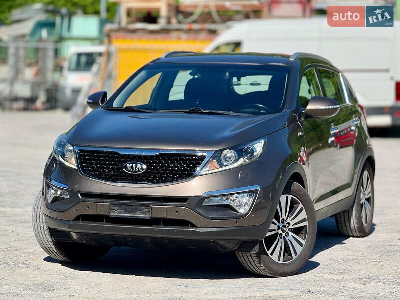 Внедорожник / Кроссовер Kia Sportage 2014 в 