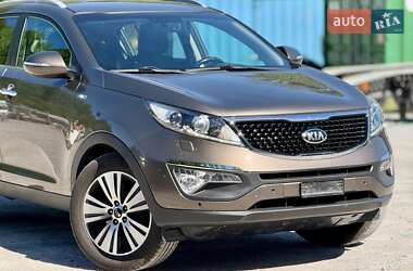 Внедорожник / Кроссовер Kia Sportage 2014 в 