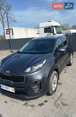 Внедорожник / Кроссовер Kia Sportage 2016 в Хмельницком