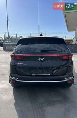 Внедорожник / Кроссовер Kia Sportage 2018 в 
