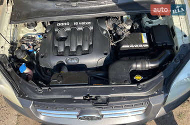 Внедорожник / Кроссовер Kia Sportage 2006 в 
