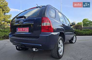 Внедорожник / Кроссовер Kia Sportage 2008 в 