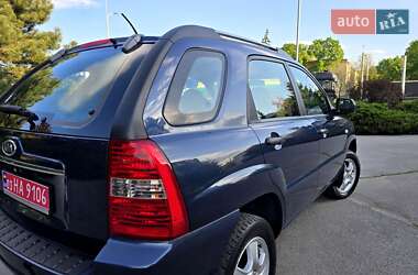 Внедорожник / Кроссовер Kia Sportage 2008 в 