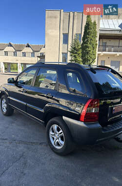 Позашляховик / Кросовер Kia Sportage 2007 в 