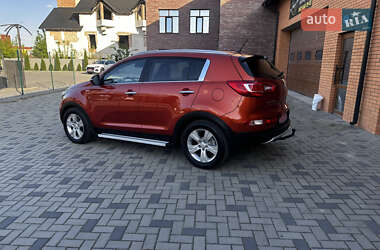 Внедорожник / Кроссовер Kia Sportage 2012 в 