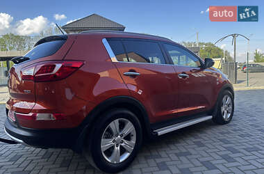 Внедорожник / Кроссовер Kia Sportage 2012 в 