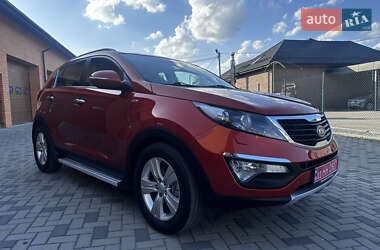 Внедорожник / Кроссовер Kia Sportage 2012 в 