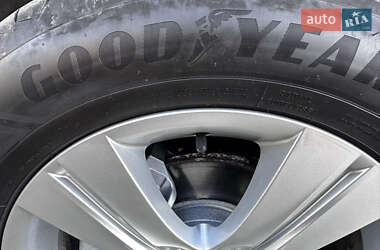 Внедорожник / Кроссовер Kia Sportage 2012 в 