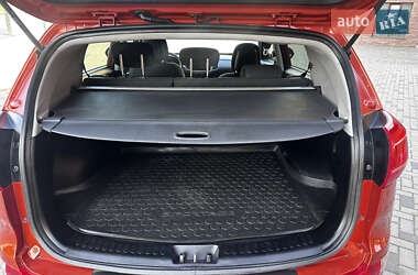 Внедорожник / Кроссовер Kia Sportage 2012 в 
