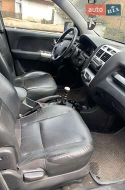 Внедорожник / Кроссовер Kia Sportage 2006 в 