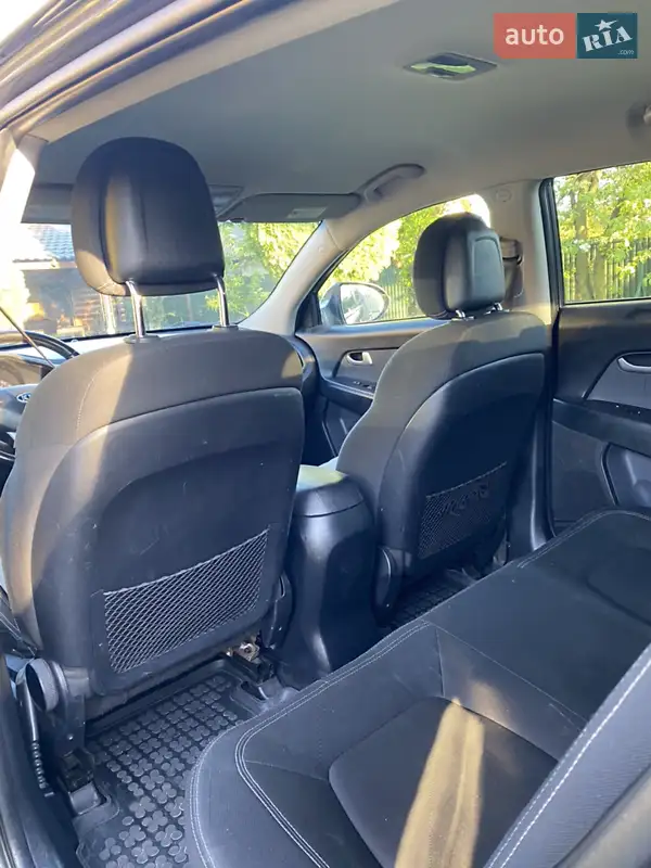 Kia Sportage 2011 VIN U5YPC813ABL044561 фото оголошення 16 з 61