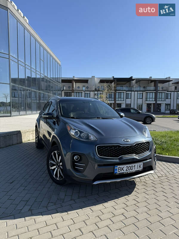 Внедорожник / Кроссовер Kia Sportage 2017 в Ровно