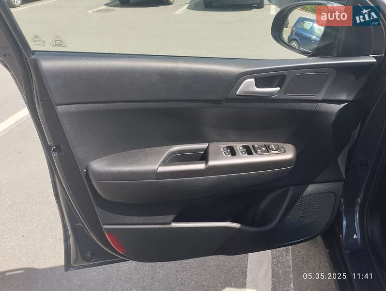 Внедорожник / Кроссовер Kia Sportage 2021 в Никополе