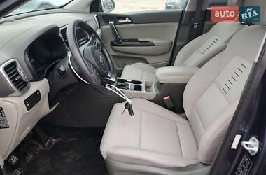 Позашляховик / Кросовер Kia Sportage 2017 в 