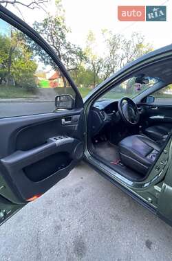 Внедорожник / Кроссовер Kia Sportage 2005 в 